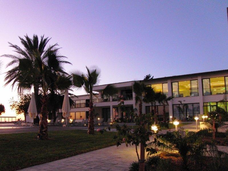 Royal Blue Hotel & Spa Geroskipou Екстериор снимка