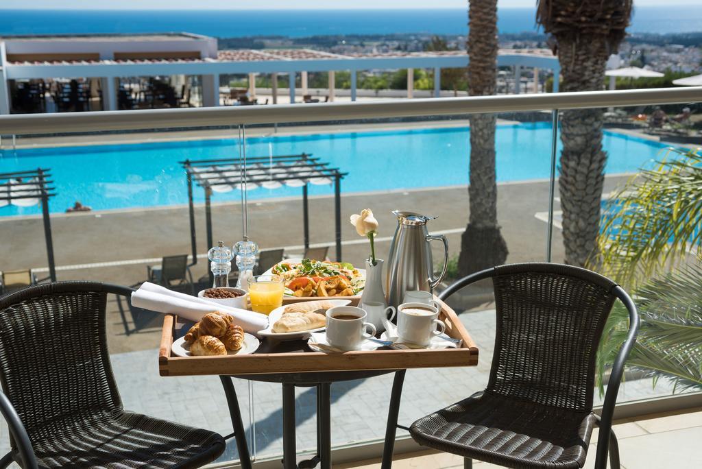 Royal Blue Hotel & Spa Geroskipou Екстериор снимка