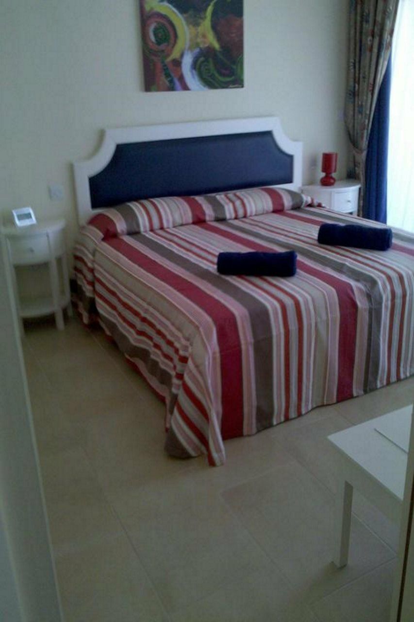 Royal Blue Hotel & Spa Geroskipou Екстериор снимка
