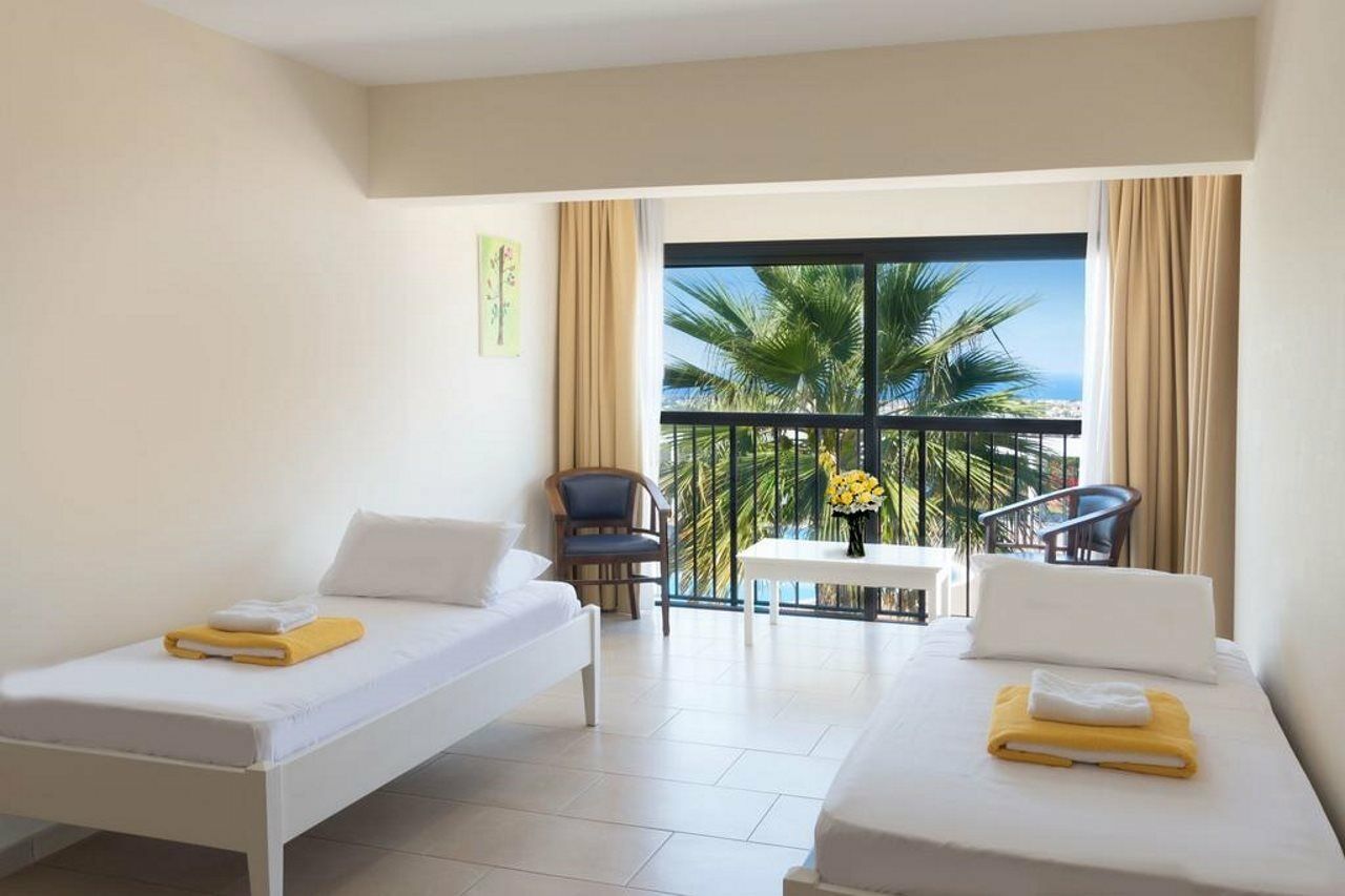 Royal Blue Hotel & Spa Geroskipou Екстериор снимка