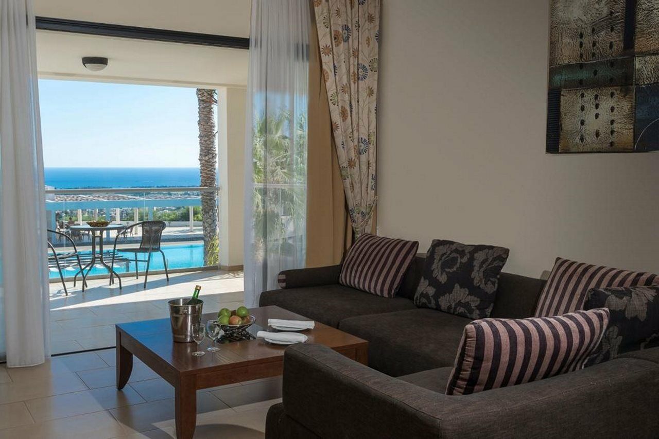 Royal Blue Hotel & Spa Geroskipou Екстериор снимка
