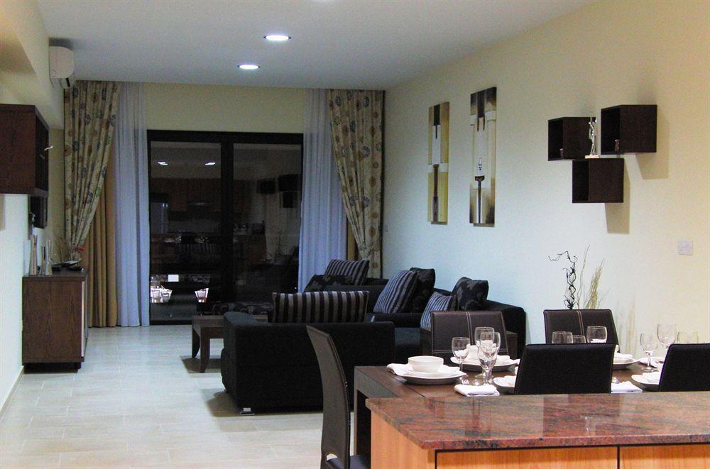 Royal Blue Hotel & Spa Geroskipou Екстериор снимка